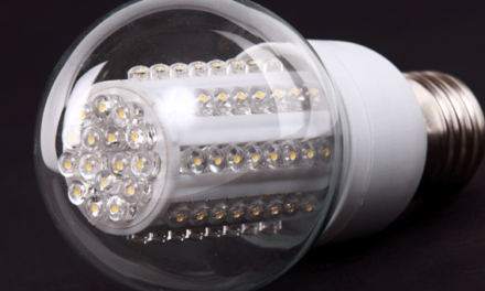 ZERO estima poupanças de mais de 1330 euros com o fim das lâmpadas ineficientes