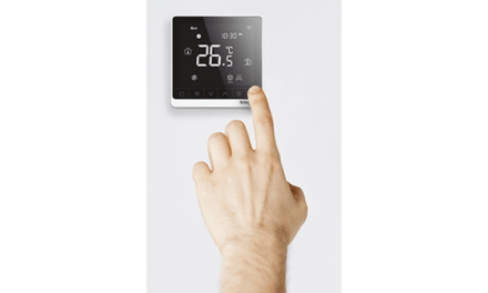 Sistemas de climatização mais eficientes com a nova gama de termostatos digitais da Schneider Electric