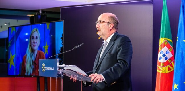 Países devem aproveitar o momento “histórico” para investir na eficiência energética dos edifícios, diz comissária europeia