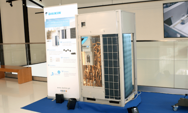 Daikin impulsiona a descarbonização com o lançamento de um novo sistema de recuperação de calor VRV