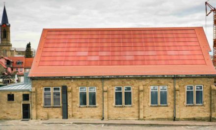 Estudo demonstra que a cor dos módulos solares influencia a aceitação da energia fotovoltaica em edifícios