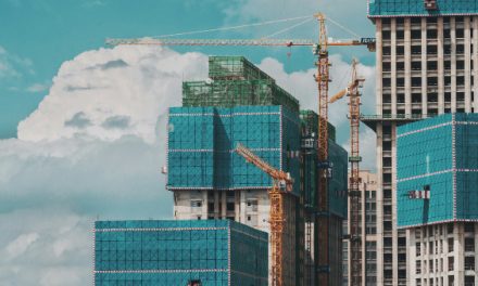 Emissões do sector da construção pararam de crescer pela primeira vez desde 2020, conclui a ONU
