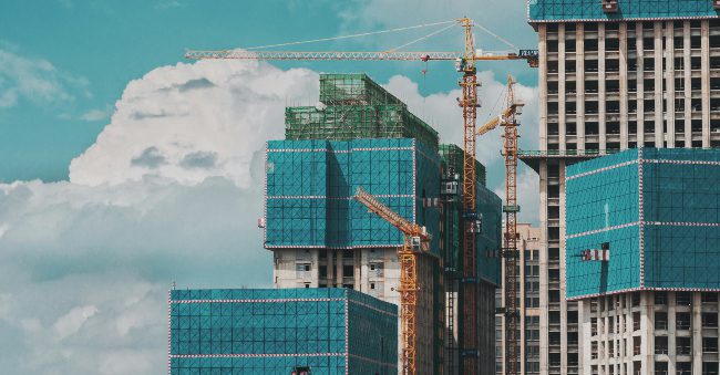 Emissões do sector da construção pararam de crescer pela primeira vez desde 2020, conclui a ONU