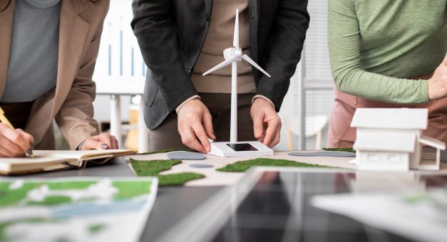 Propostas do Governo para as energias renováveis ignoram as comunidades de energia, considera a ZERO