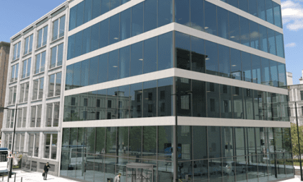 SAINT-GOBAIN apresenta soluções de controlo solar de alto desempenho para a arquitetura